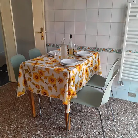 Splendid Near Beaches And Boccadasse Apartment